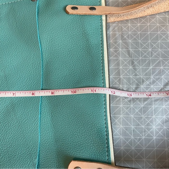 852 Leathers Handcrafted Small Zipper Tote in Aqua Leather/Natural Strap - Picture 11 of 13